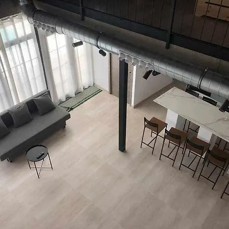 Semesterbostad El Pez Casa Con Piscina Climatizada