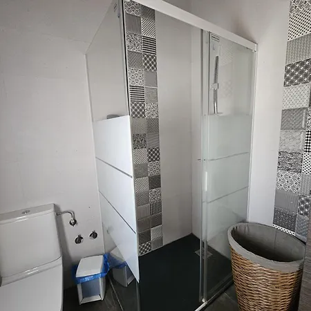 El Pez Casa Con Piscina Climatizada