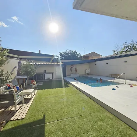 Semesterbostad El Pez Casa Con Piscina Climatizada