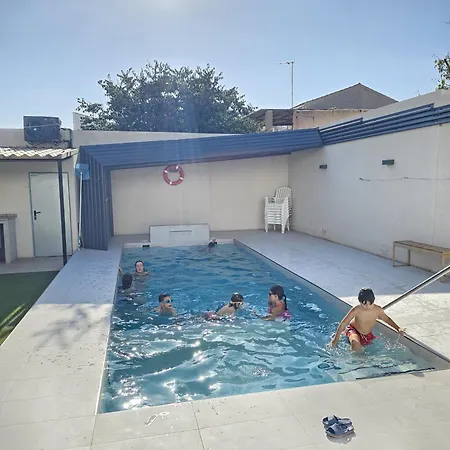 Semesterbostad El Pez Casa Con Piscina Climatizada